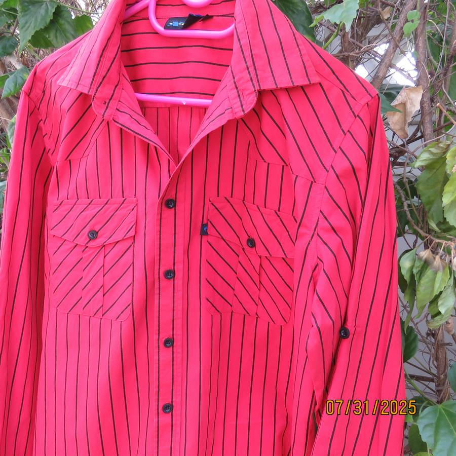 EXSTREAM men's red-black striped long sleeve casual cotton shirt size medium.