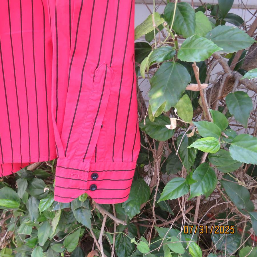 EXSTREAM men's red-black striped long sleeve casual cotton shirt size medium.