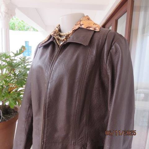 EXACT dark brown genuine napa leather zip-up jacket with collar. Size 40