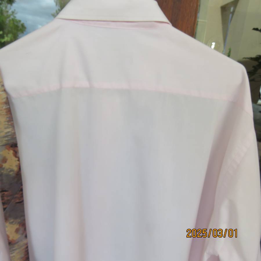 Handsome men's long sleeve polycotton rose pink shirt. Free matching tie. Size XXL by WOOLWORTHS.
