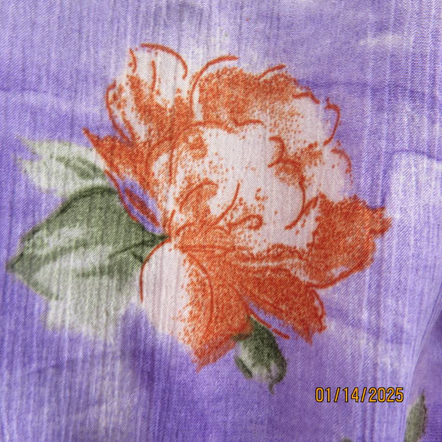 OWNER made vintage princess style dress in lavender with crimson roses. Button down.Size 42.