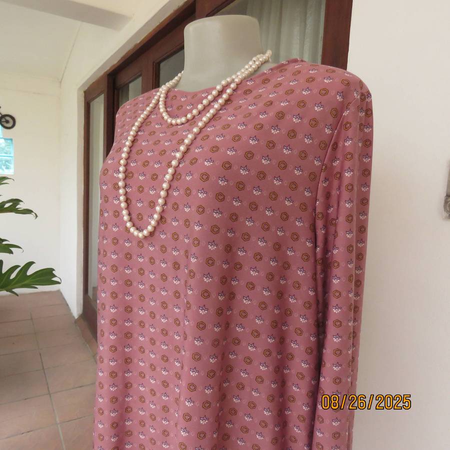 REAL Woman coral loose long top-short dress with tiny mustard-blue print. Size 42