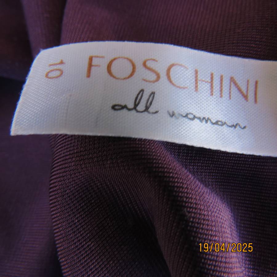FOSHINI luxury plum colour velvet long stretch fabric top. Size 34-36.