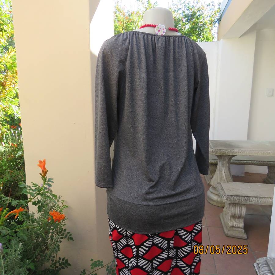 KARA mottled grey stretch polyester long sleeve fold over top. Size 36.