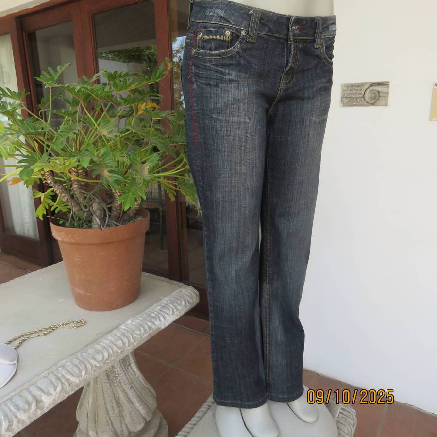 WOOLWORTHS dark blue denim low rise distressed look jeans size 35.