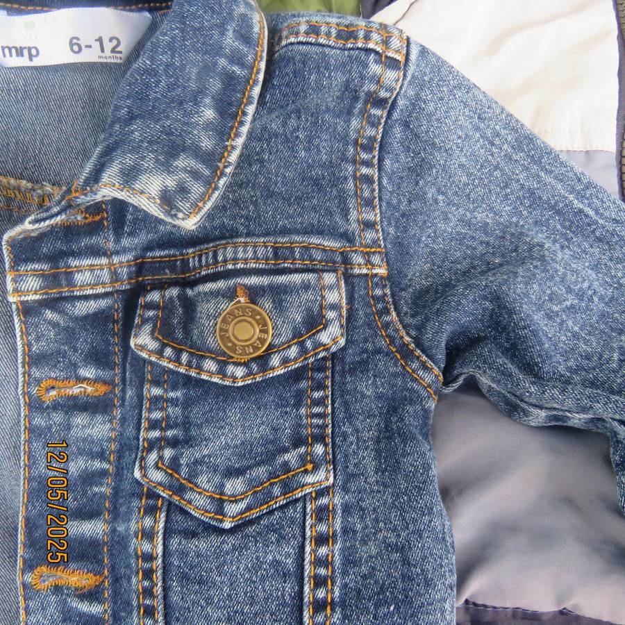 Lot of 3 winter jackets for your 6 to 12 months old baby boy. All as new.