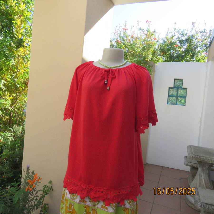 COMENG cherry red woven polyester slip over size 40 top. Short raglan sleeves.