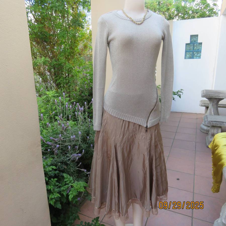 INWEAR beige-gold lurex thread acrylic knit long sleeve pullover sweater. Size 32-34