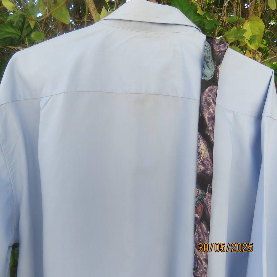 STATURE sky blue men's long sleeve shirt size XL. One pocket. Free tie