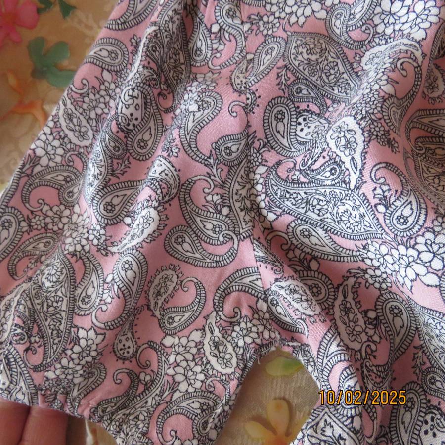 Dusty pink maxi dress with white-black paisley print. For girl 13 to 14 yrs old