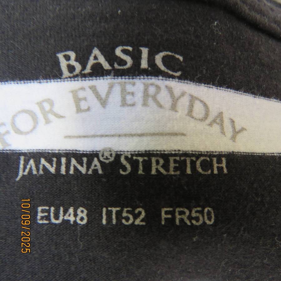 JANINA stretch cotton black-white horizontal striped slip over top size 42 -44.