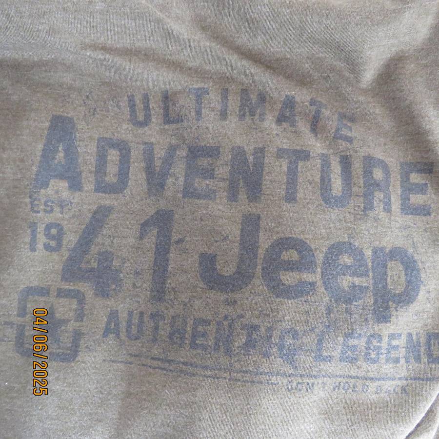 JEEP olive green-cream mottled short sleeve T shirt size 3XL
