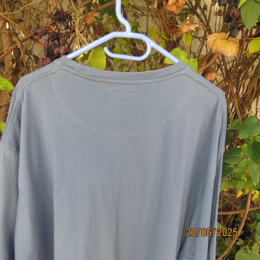 JEEP original Columbia blue short sleeve T shirt size 3XL. As new