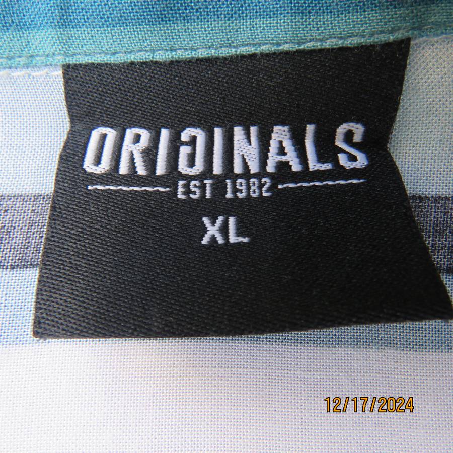 Vertical striped ORIGINALS-Adidas casual short sleeve top in white-black and jade shades. Size 42.