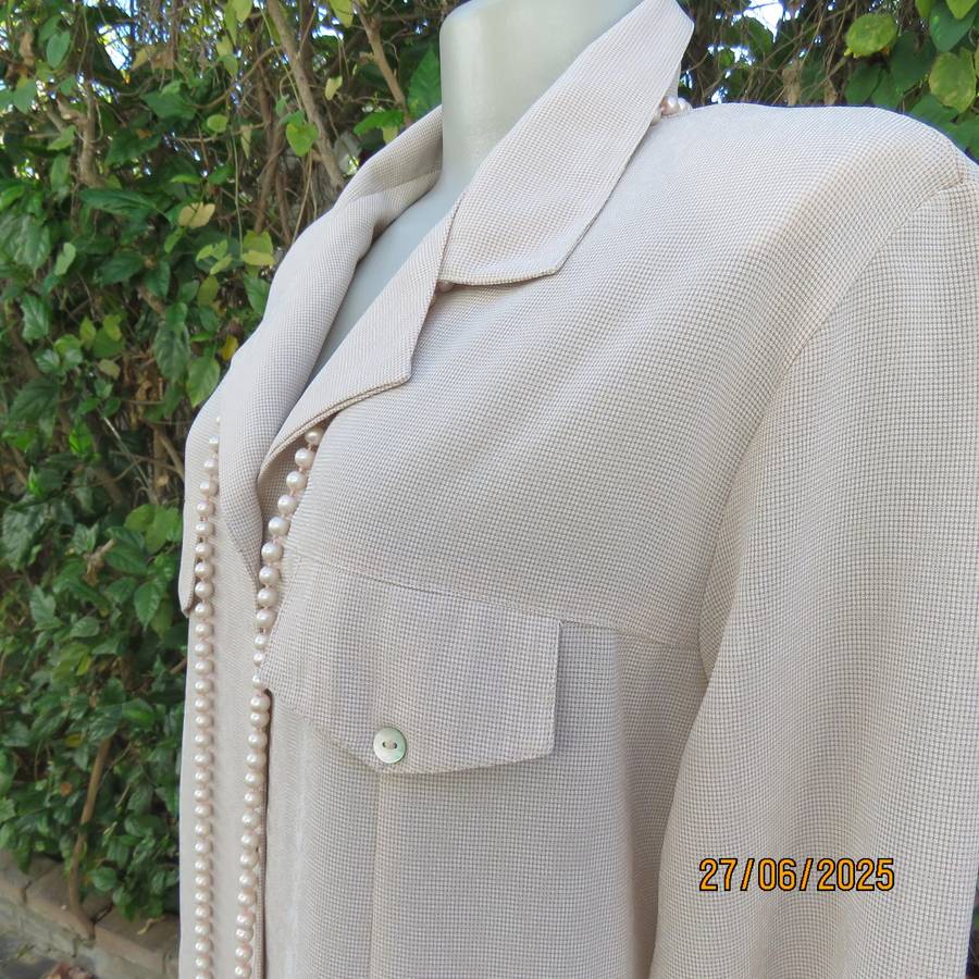 ALL BIZ beige-tan mini check polycotton shirt size 42. Dummy pockets. From NZ