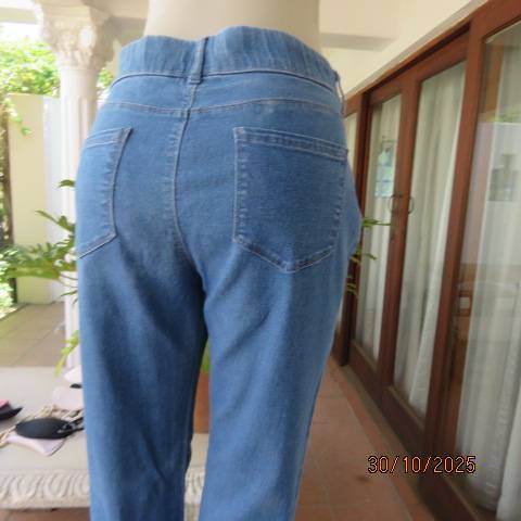 MILADYS blue denim bootcut jeans in polycotton stretch size 40