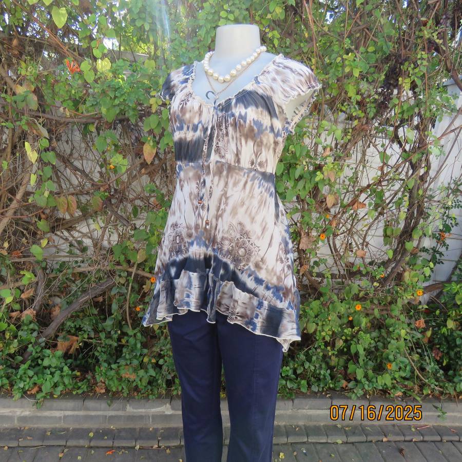 NEWS high-low empire style lined sheer polyester top in blue-cream and brown print. Size 34
