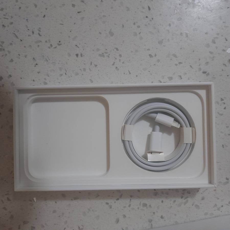 Apple I phone 14 blue 128gb great condition