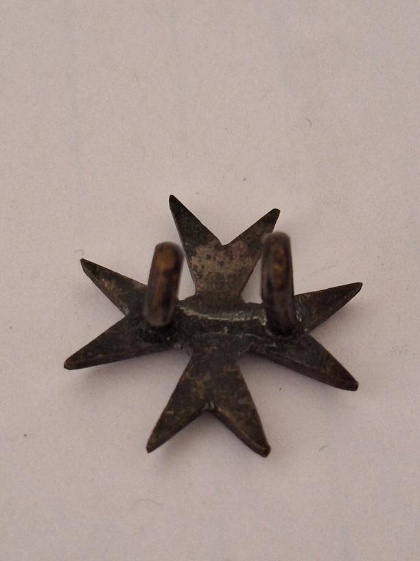 Knights of Malta masonic cap badge