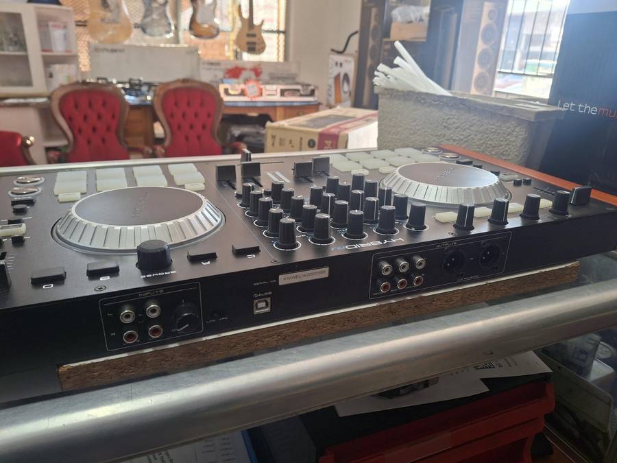 HYBRID HMC4 DJ CONTROLLER