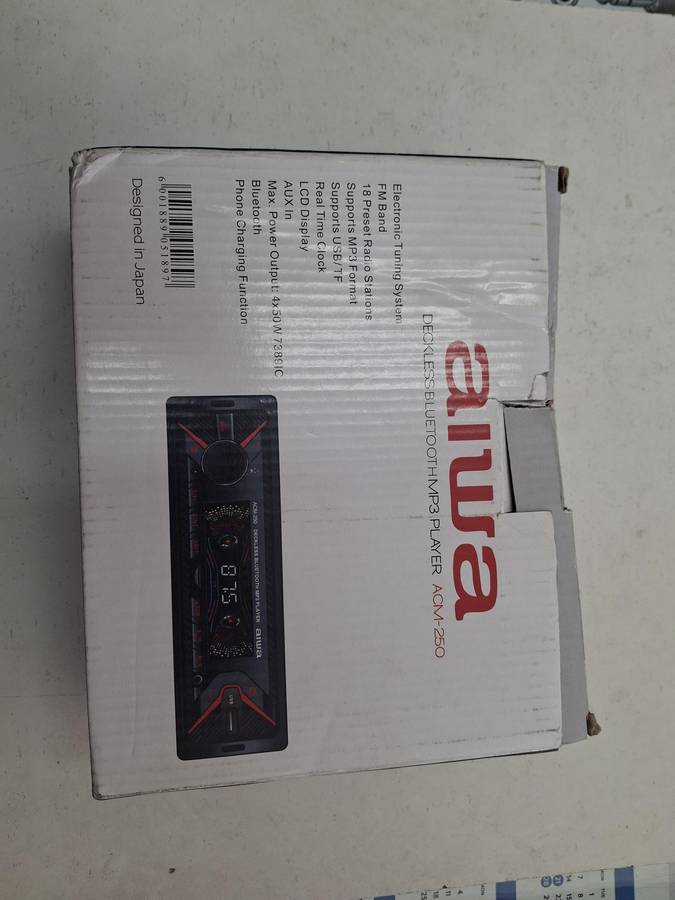 AIWA ACM-250 CAR RADIO