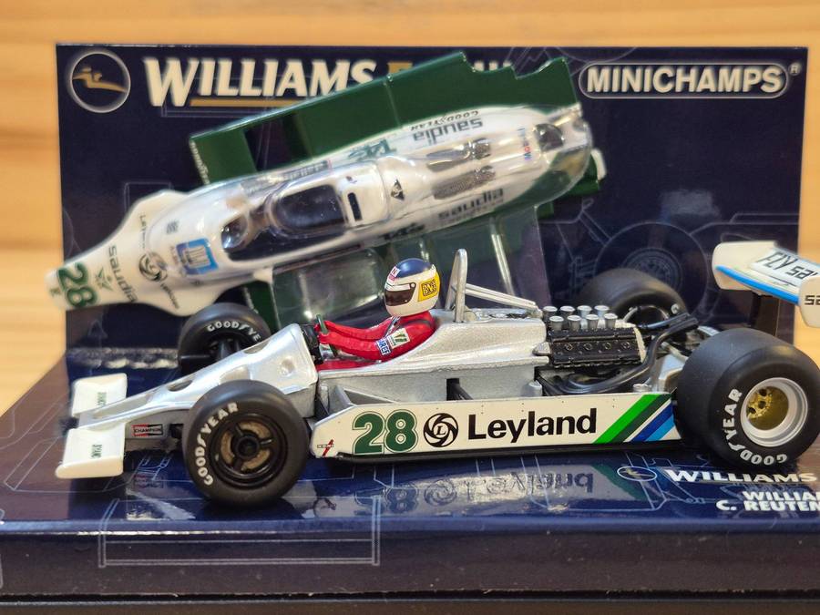F1 MINICHAMPS + RED LINE - WILLIAMS FW07B + FERRARI F2007