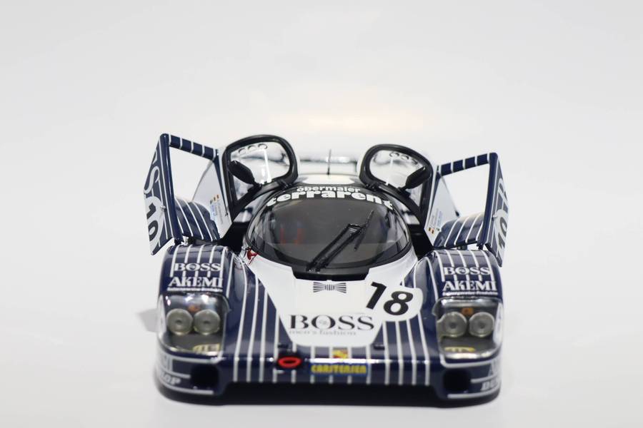MINICHAMPS 180836918 - Porsche 956L 24h Le Mans 1983 1/18 #18