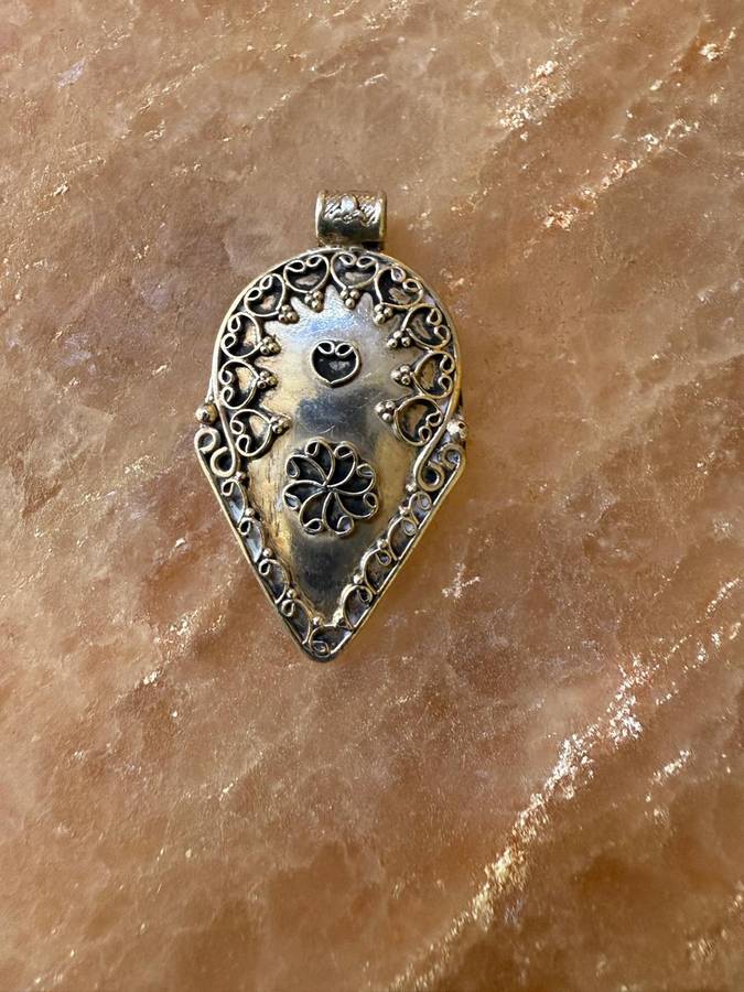 Sterling silver pendant