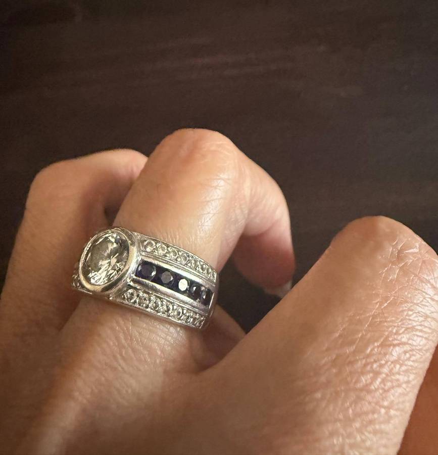 Sterling silver ring 6.5g
