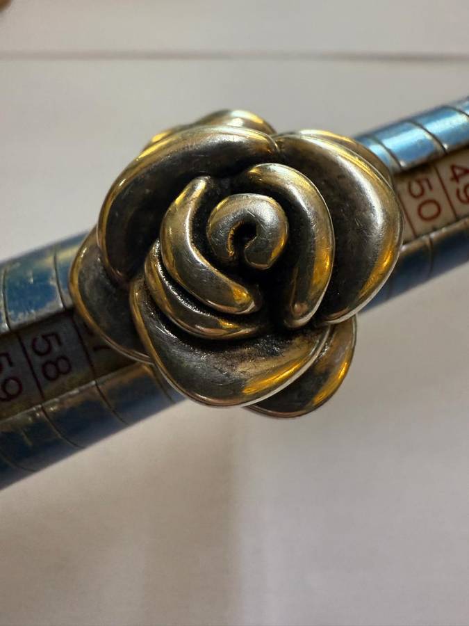 Sterling silver rose ring