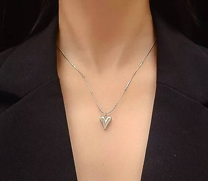 Silver Plated Chic Heart Necklace in Velvet Jewellery Box