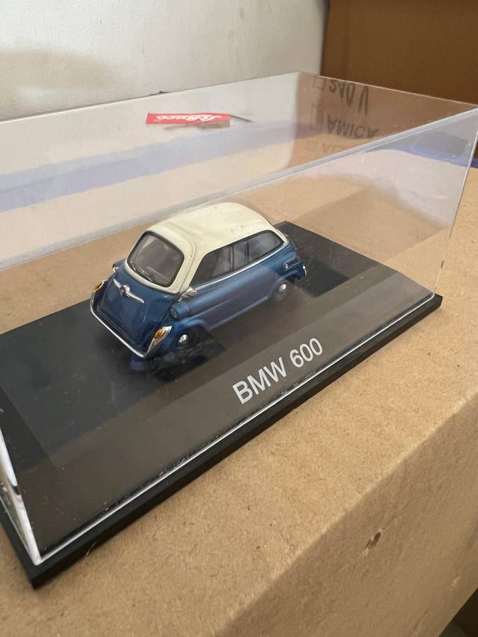 Schuco BMW 600 Blue 1:43