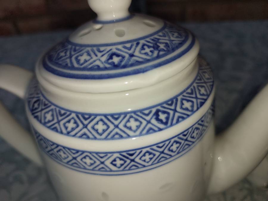 Jingdezhen China Rice Grain Blue White Dragon Porcelain 19 PIECE SET
