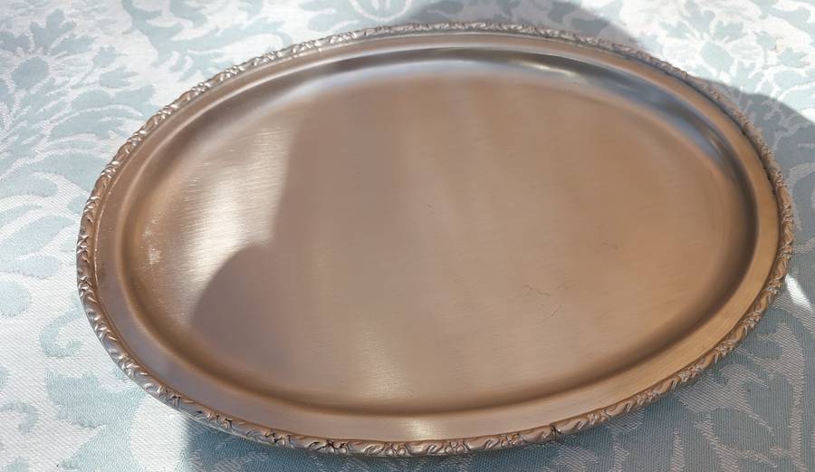 A VINTAGE OVAL CHASE EDGE SERVING TRAY