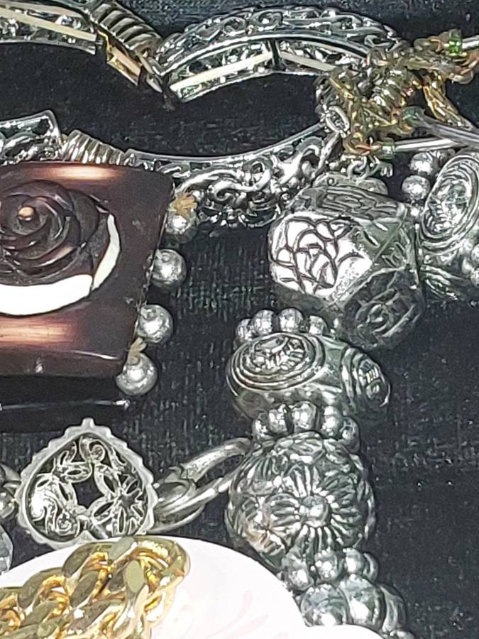 A VINTAGE JOBLOT BRACELETS AND BANGLES SOLD AS IS