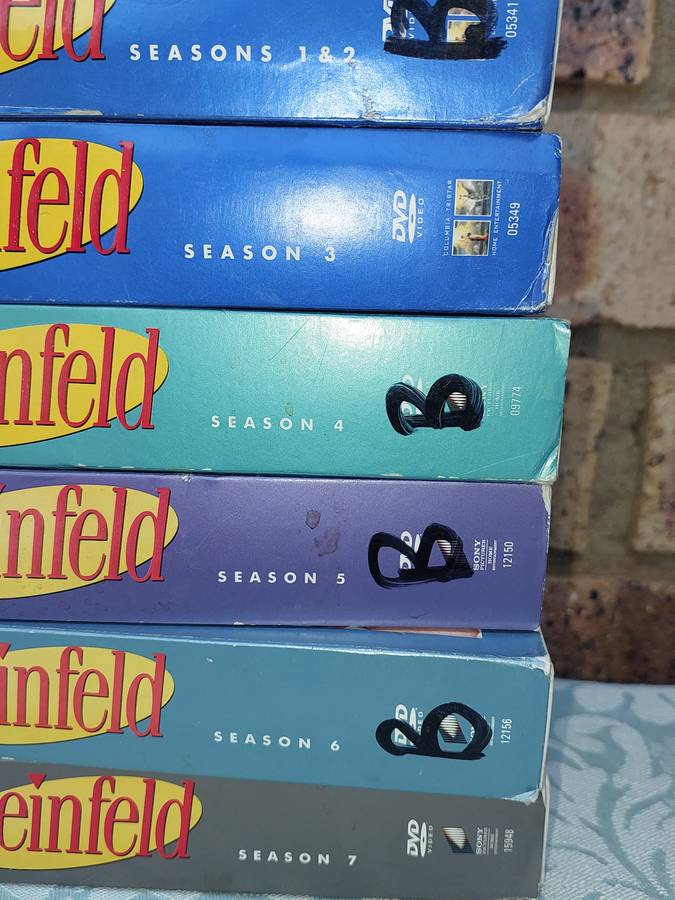 AN ENTIRE SERIES OF SEINFELD DVDs SOLD AS IS