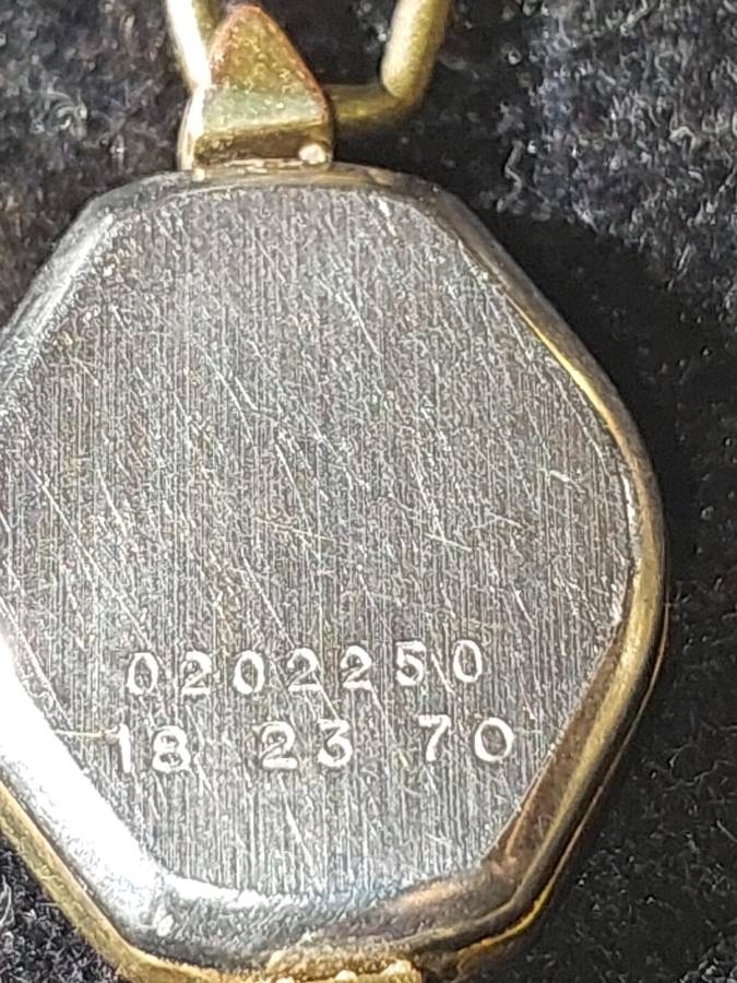 A DISCERNING LADY'S WATCH COLLECTION SOLD AS IS NOT TESTED