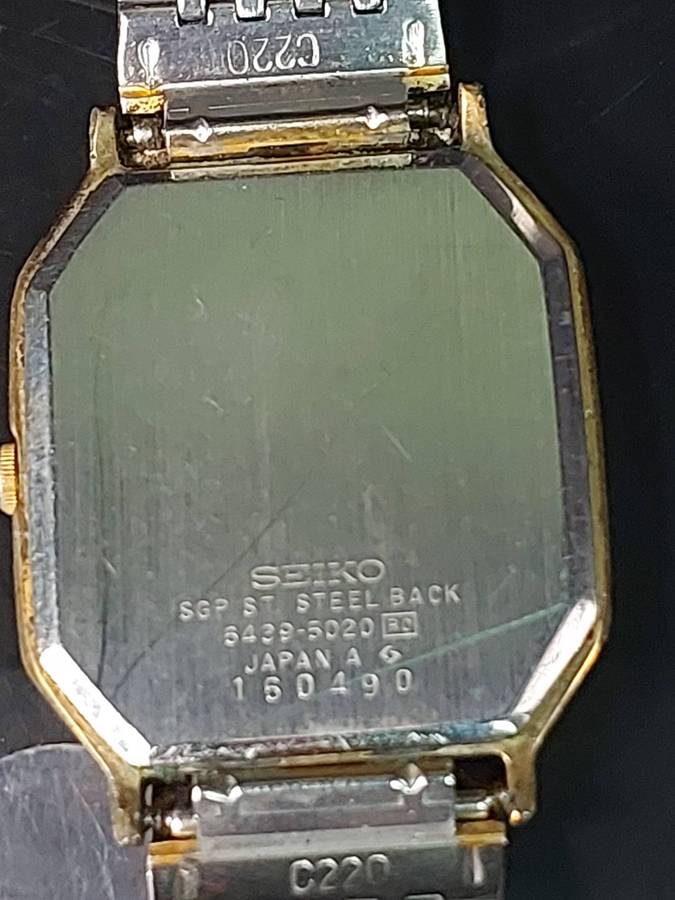 A VINTAGE COLLECTION SEIKO WATCHES SOLD AS IS ,NOT TESTED