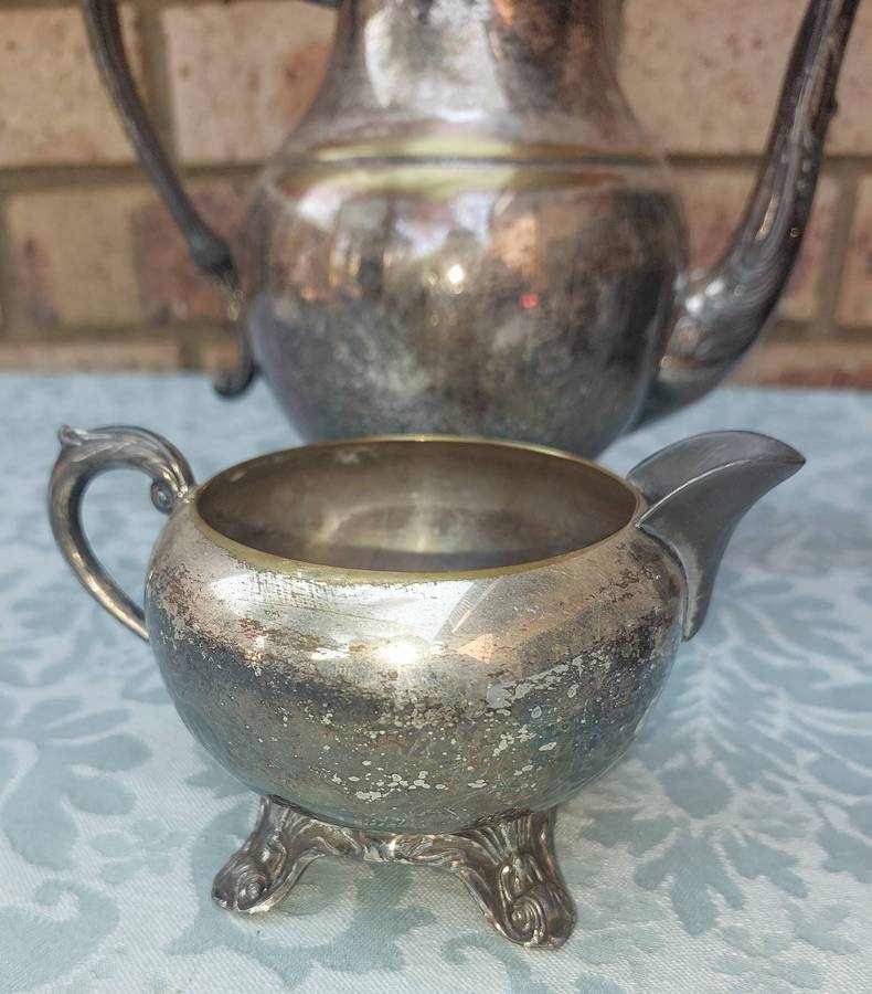 A VINTAGE EDWARDIAN FB ROGERS SILVER CO TEAPOT SET SOLD AS IS