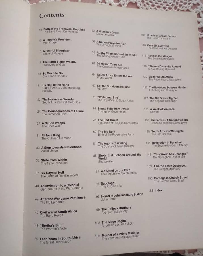 A Newspaper History of South Africa - Vic Alhadeff