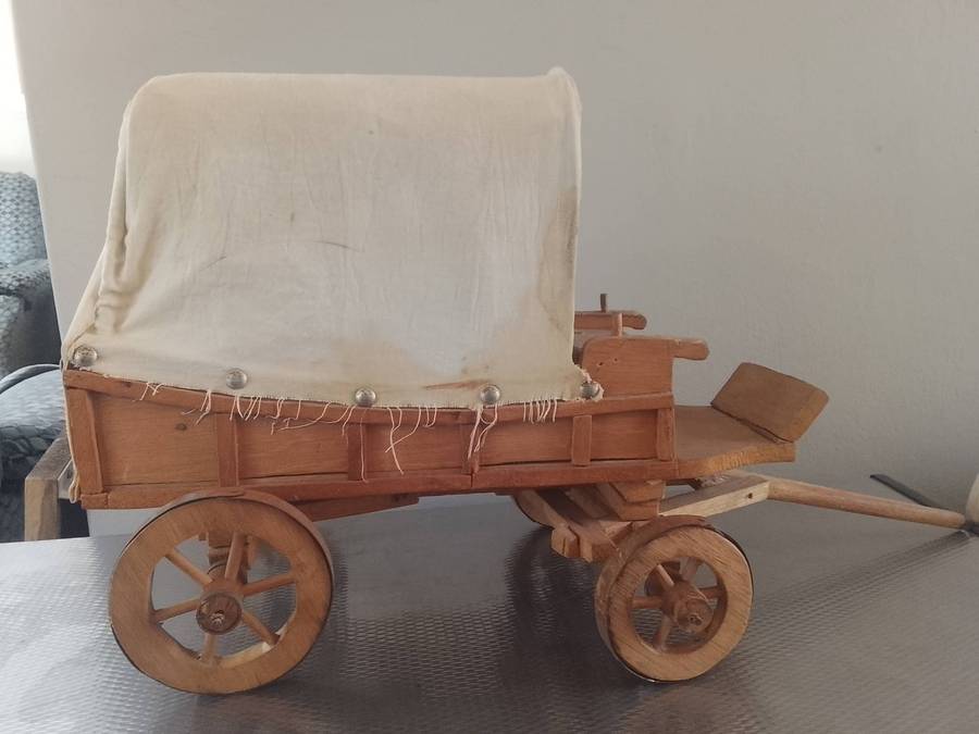 Ox wagon / ossewa wooden hand crafted