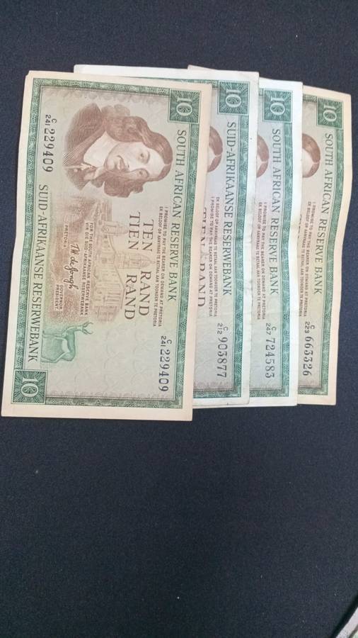 T.W. DE JONGH ten rand notes