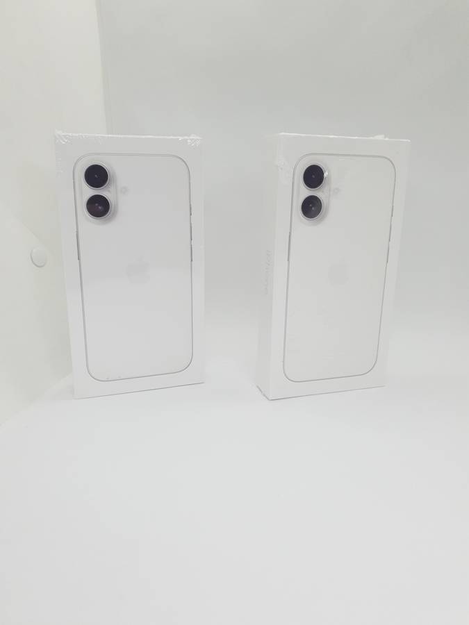 Apple iPhone 16 256GB White