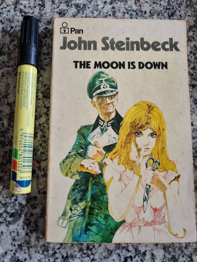 BUNDLE OF 4 JOHN STEINBECK SOFTCOVER BOOKS