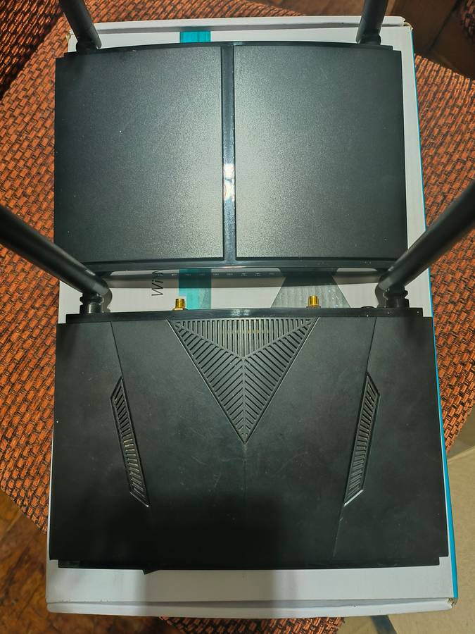 D-LINK DWR-956M 4G LTe router (It take a sim card)