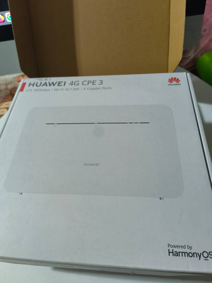 Latest Huawei 4G Router 3 Pro model B535-932a (It take a SIM CARD) up 64 users