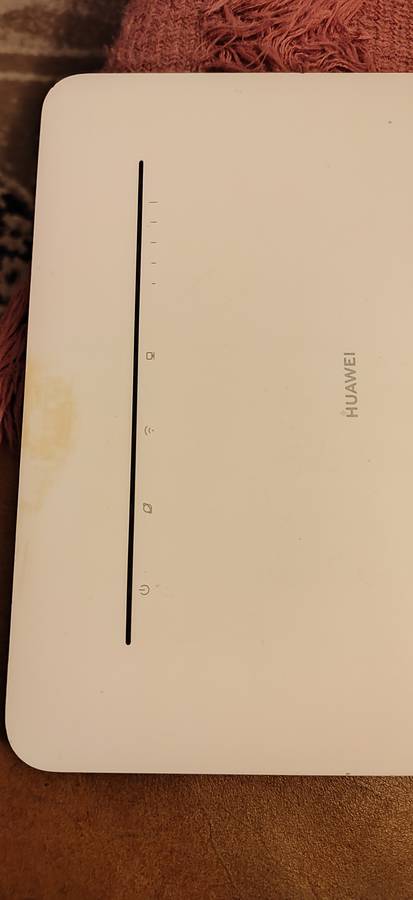Latest Huawei 4G Router 3 Pro model B535 (It take a SIM CARD) up 64 users