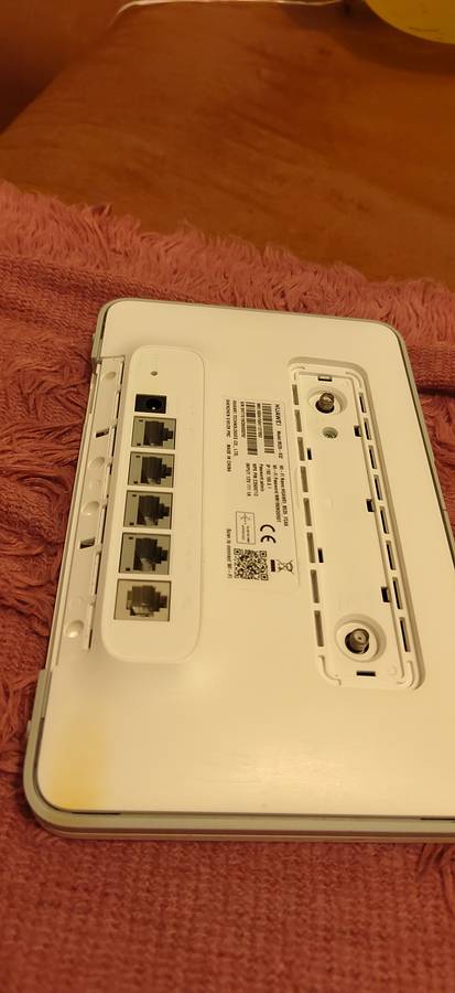 Latest Huawei 4G Router 3 Pro model B535 (It take a SIM CARD) up 64 users