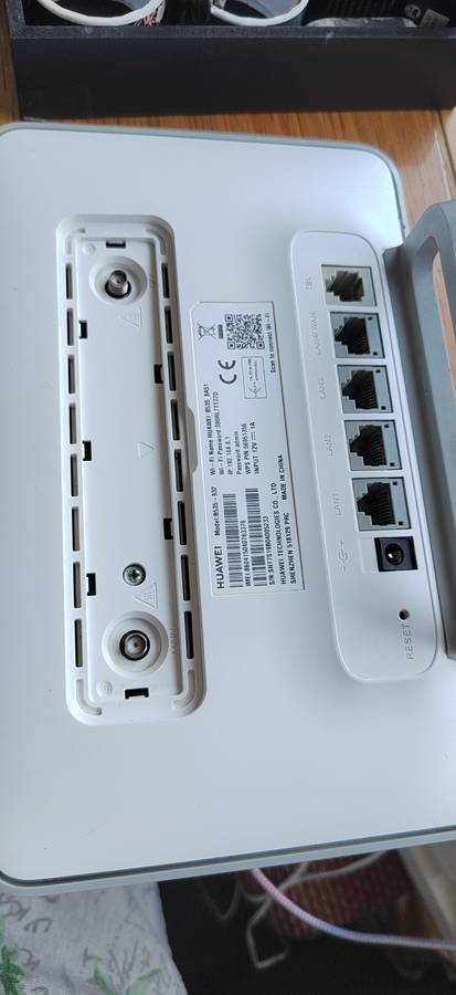 Latest Huawei 4G Router 3 Pro model B535 (It take a SIM CARD) up 64 users