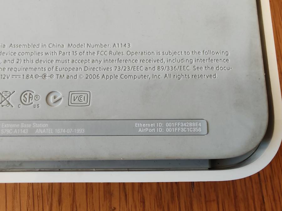 Apple AirPort Extreme Base Station A1143